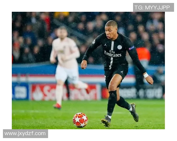 足球球星缠手技巧解析及其对比赛表现的影响分析