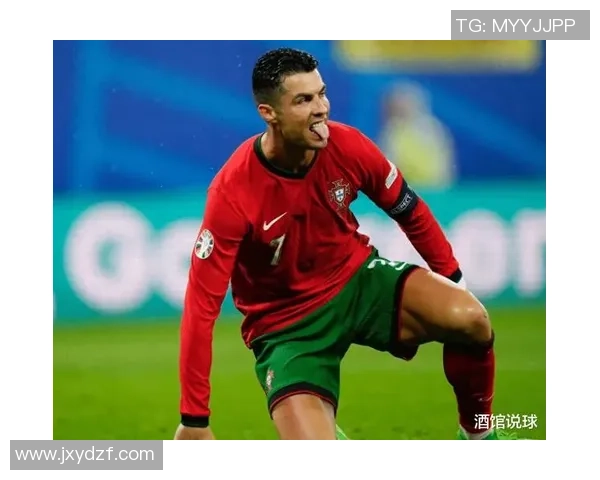 重播足球星视界聚焦绿茵传奇球星再现巅峰时刻燃动激情赛场 重播足球星视界聚焦绿茵传奇球星再现巅峰时刻燃动激情赛场